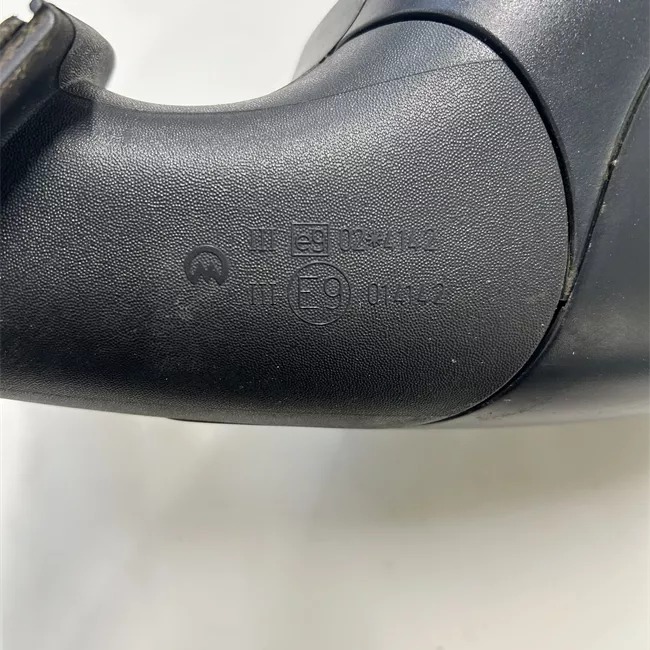 Retrovisore esterno destro 02-05>