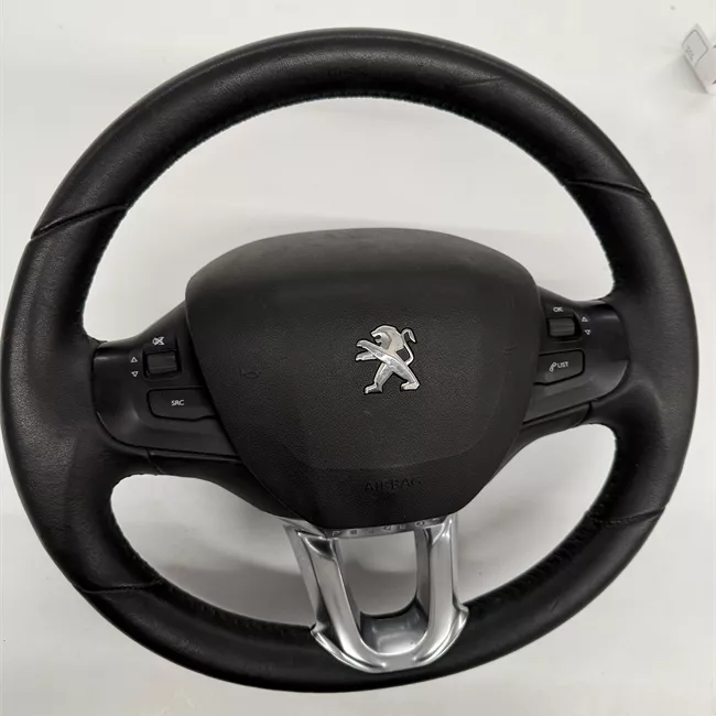 Volante Standing con comando radio nero