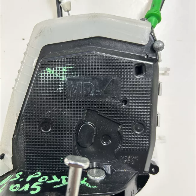 Serratura porta posteriore sinistra