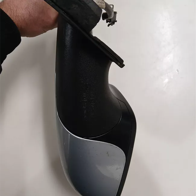 Retrovisore esterno destro 02-05>