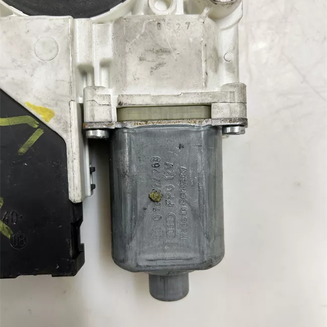 Alzacristallo elettrico porta posteriore sinistro