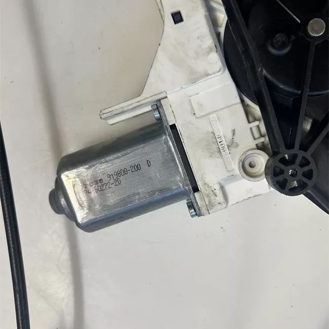 Alzacristallo elettrico porta anteriore sinistro