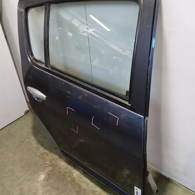 Porta posteriore destra