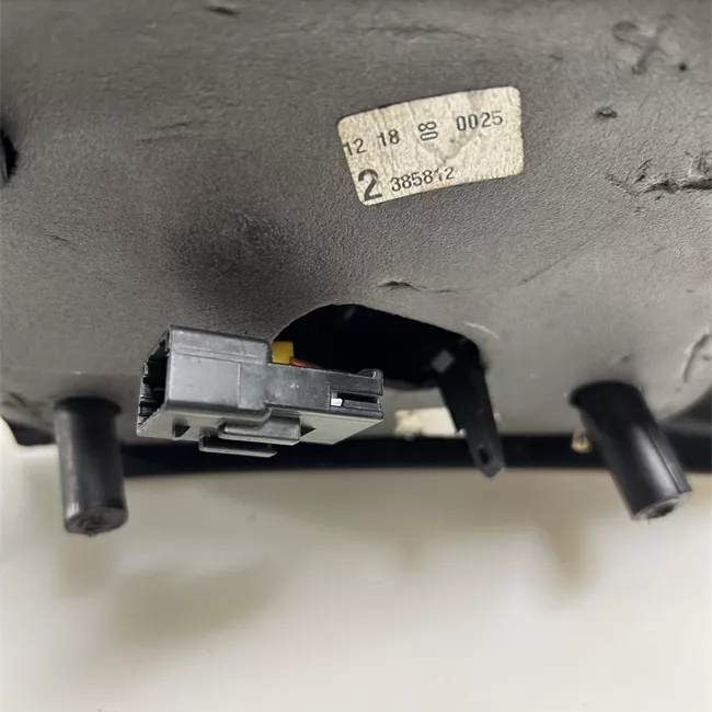 Retrovisore esterno regolazione elettrica destro