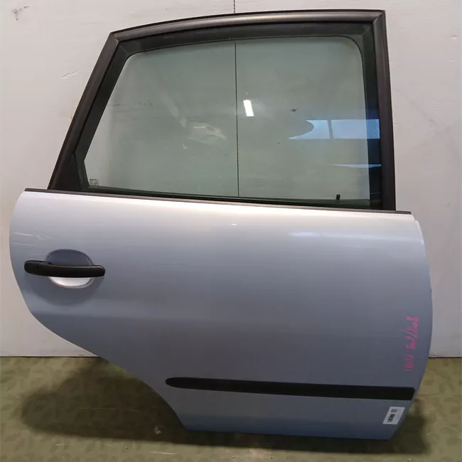 Porta posteriore destra