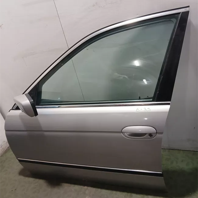 Porta anteriore sinistra