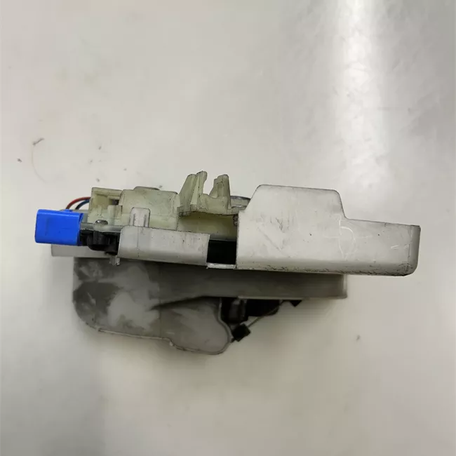 Serratura porta anteriore sinistra