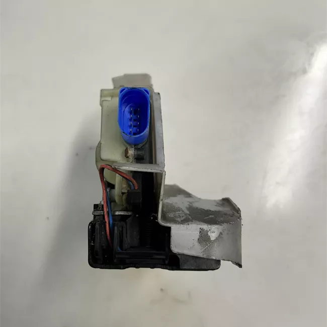 Serratura porta anteriore sinistra