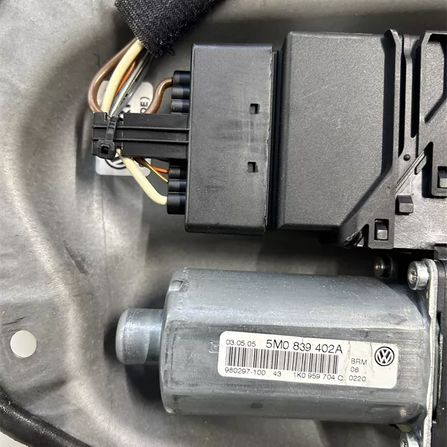 Alzacristallo elettrico porta posteriore destro