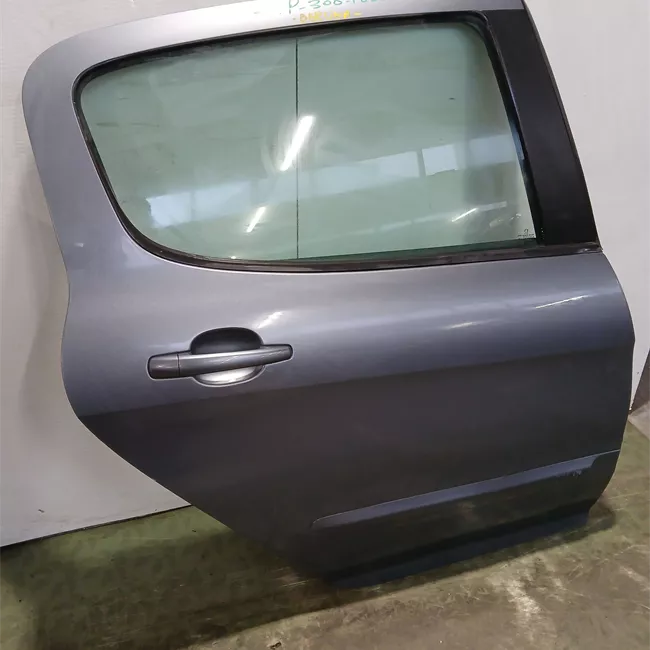 Porta posteriore destra