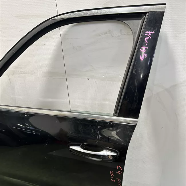 Porta anteriore sinistra