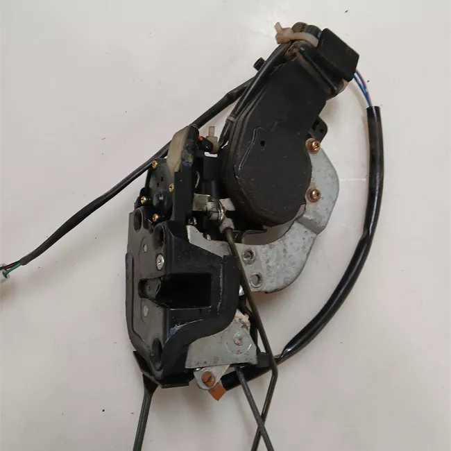 Serratura porta anteriore destra