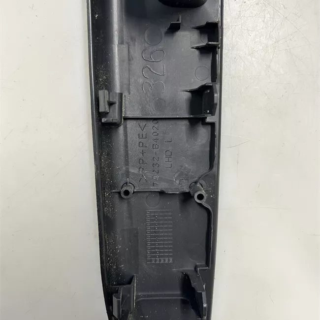 Interruttore alzacristalli porta anteriore