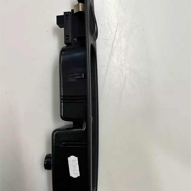 Interruttore alzacristalli porta anteriore