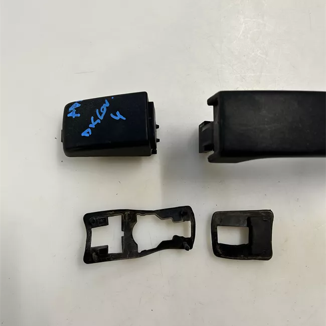 Maniglia porta anteriore destra nera