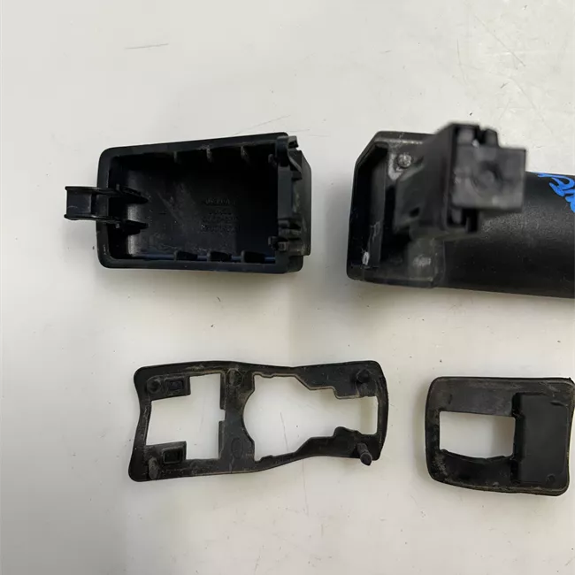 Maniglia porta anteriore destra nera