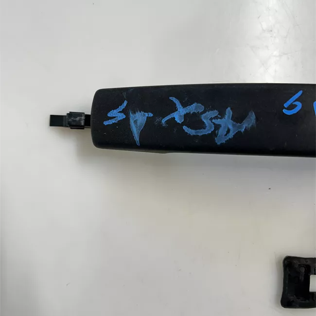 Maniglia porta anteriore sinistra nera