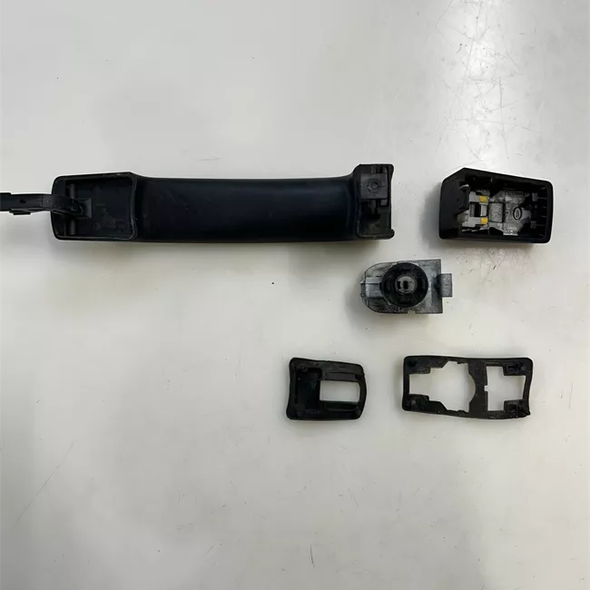 Maniglia porta anteriore sinistra nera