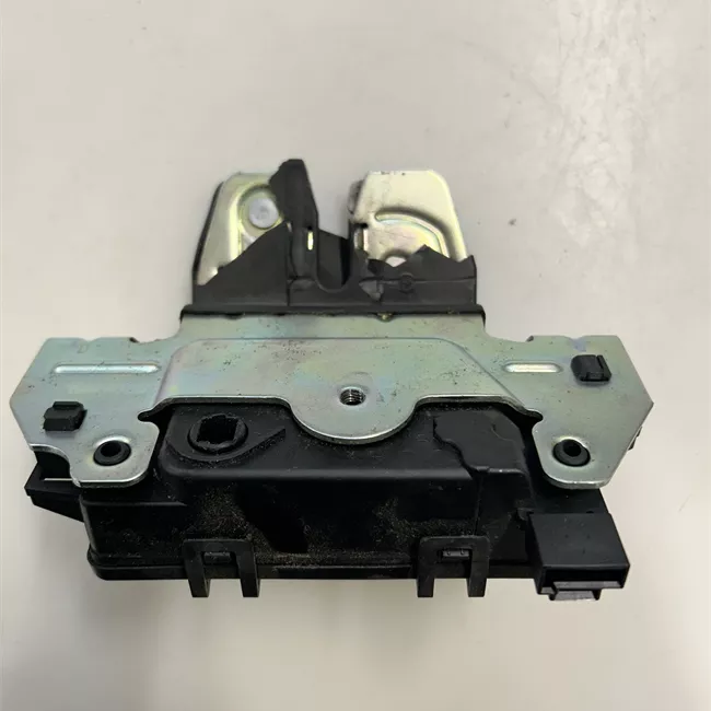 Serratura portello posteriore