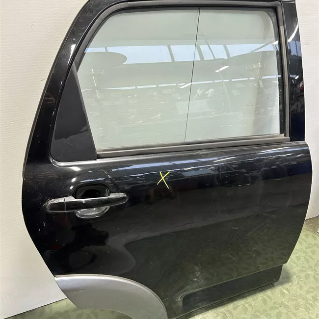 Porta posteriore destra