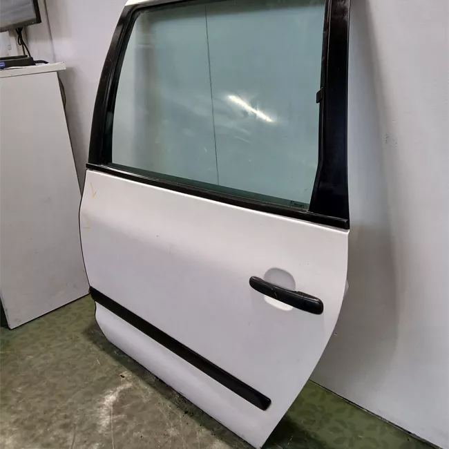 Porta posteriore destra