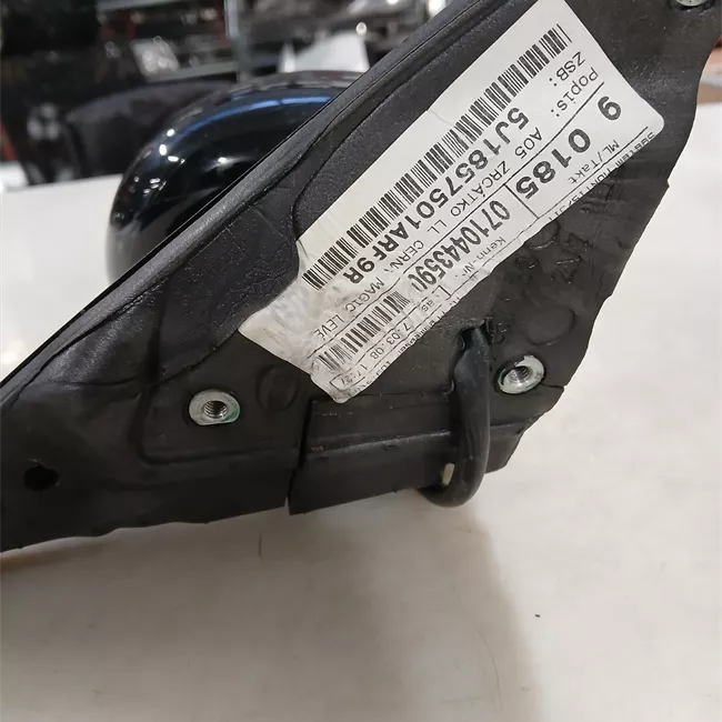 Retrovisore esterno regolazione elettrica sinistro senza calotta
