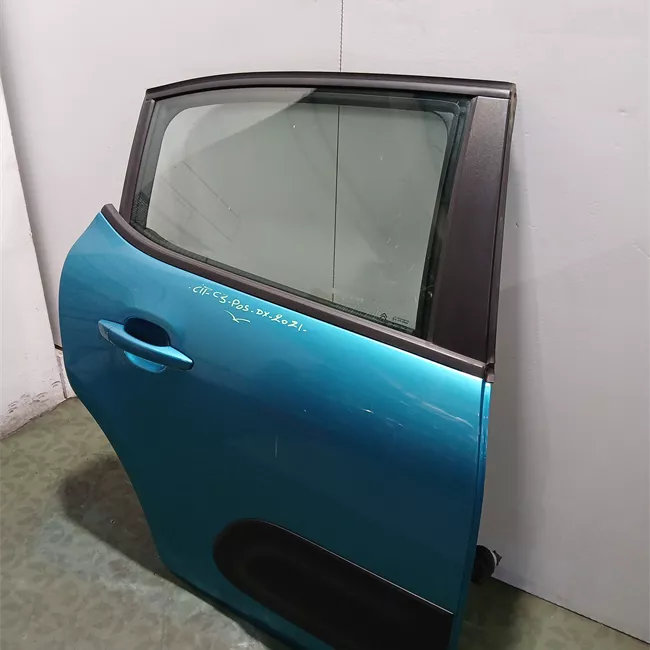 Porta posteriore destra