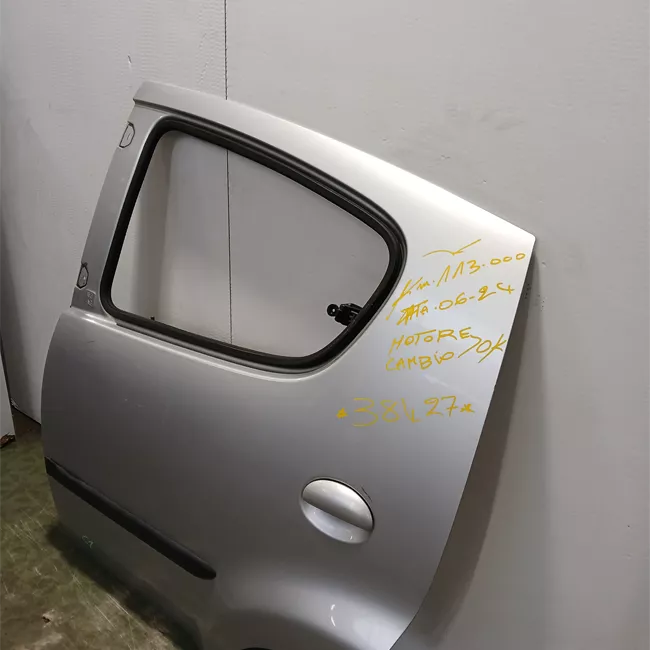 Porta posteriore sinistra