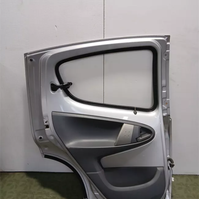 Porta posteriore sinistra