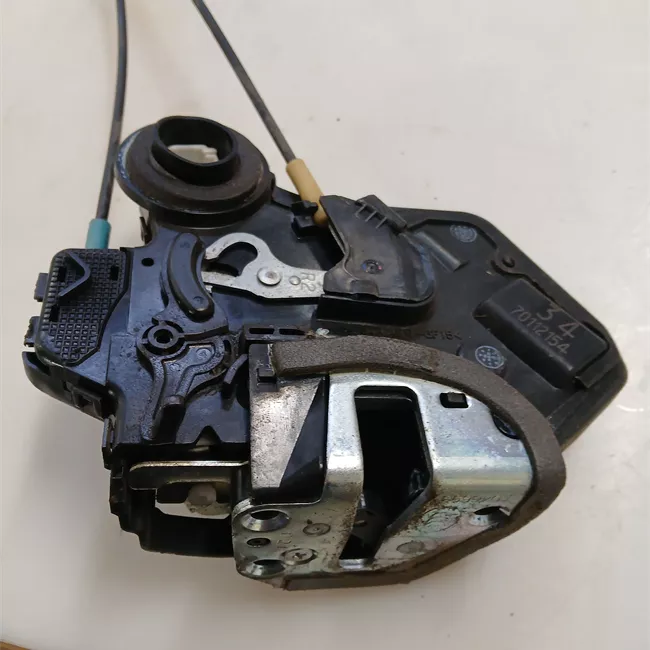 Serratura porta posteriore destra