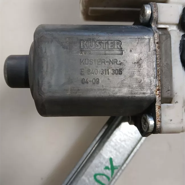 Motorino alzacristallo porta posteriore destro