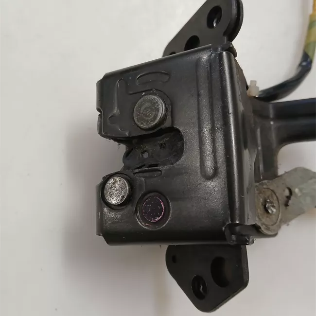 Serratura portello posteriore 02-03>07-04<