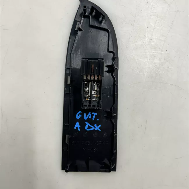 Interruttore alzacristalli porta anteriore