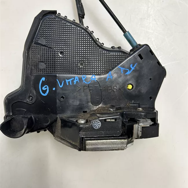 Serratura porta anteriore destra