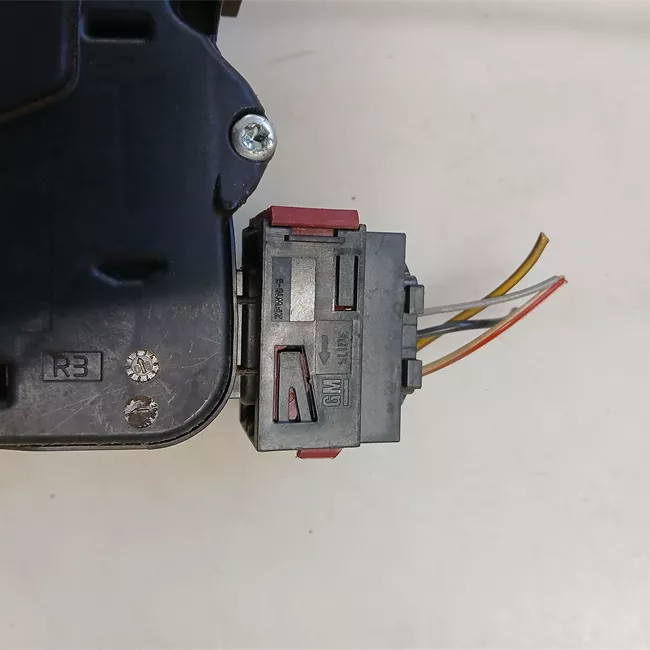 Serratura porta anteriore destra bloccaggi definitivi