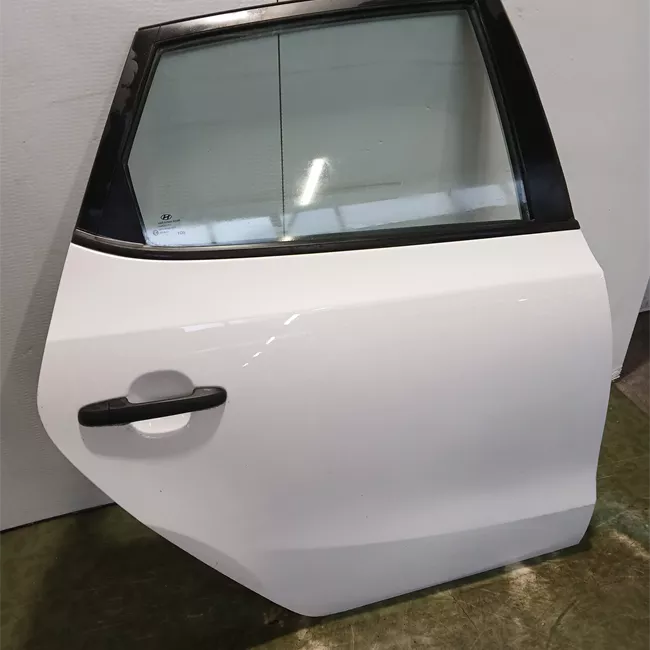 Porta posteriore destra