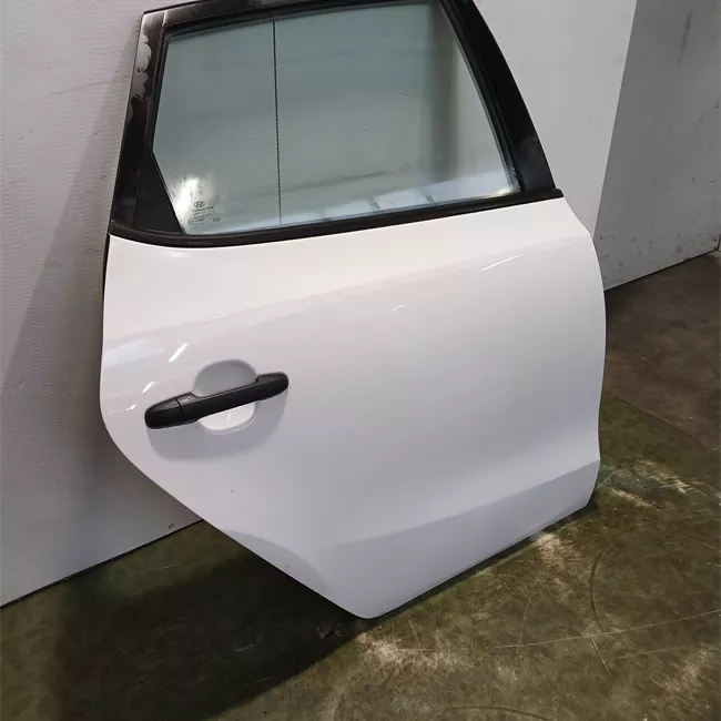 Porta posteriore destra