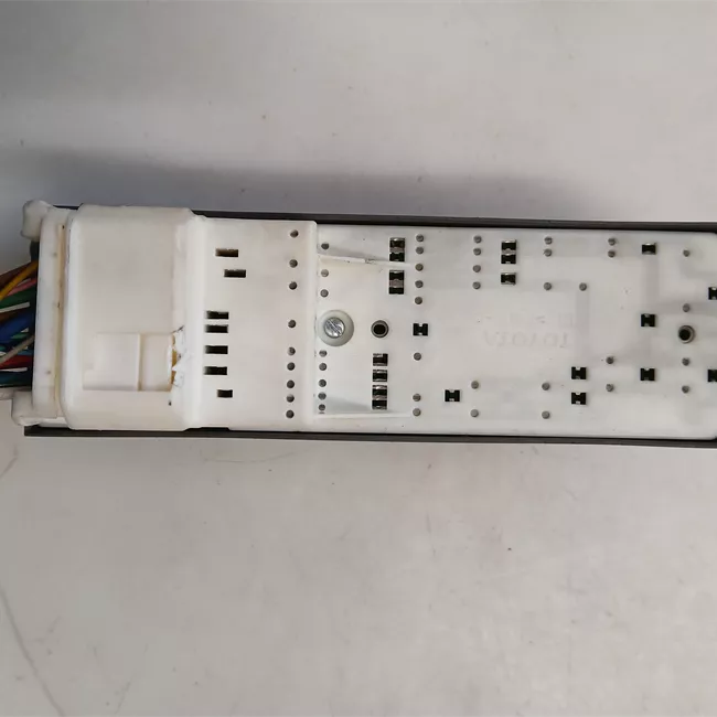 Interruttore alzacristalli porta anteriore