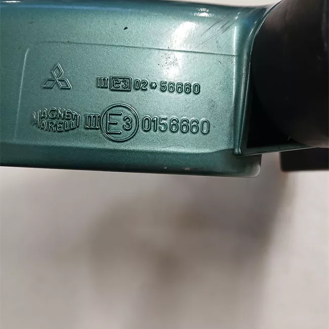 Retrovisore esterno regolazione elettrica destro