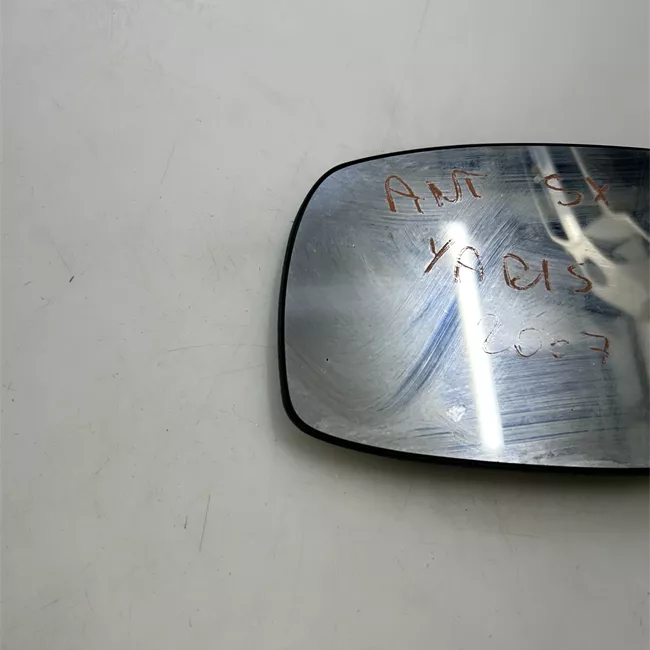 Cristallo retrovisore esterno sinistro