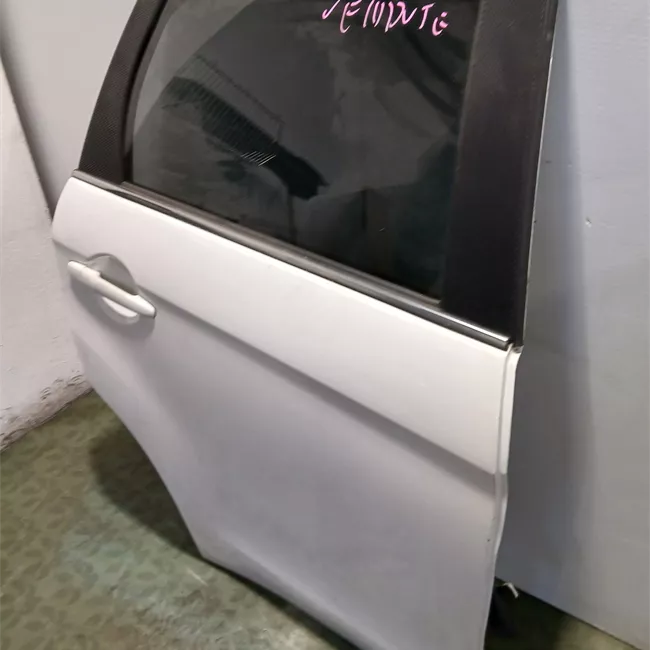 Porta posteriore destra