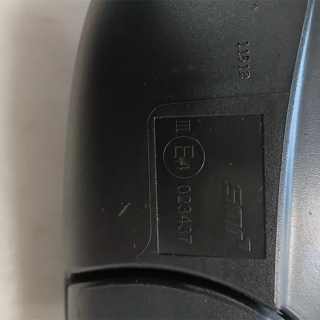 Retrovisore esterno sinistro