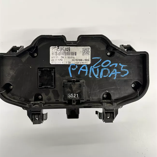 Blocco comando climatizzazione con aria condizionata auto e riscaldamento PTC