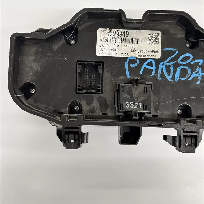 Blocco comando climatizzazione con aria condizionata auto e riscaldamento PTC