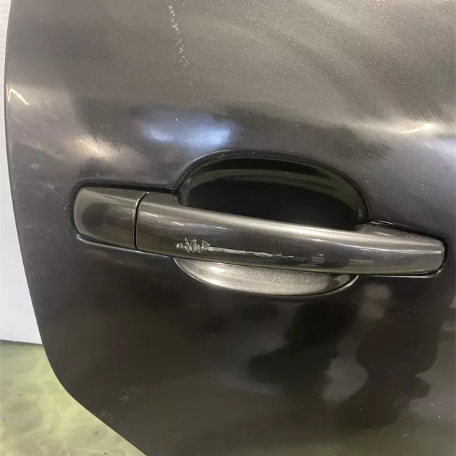 Porta posteriore destra