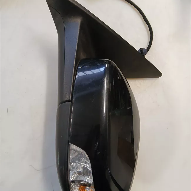 Retrovisore esterno sinistro con luce