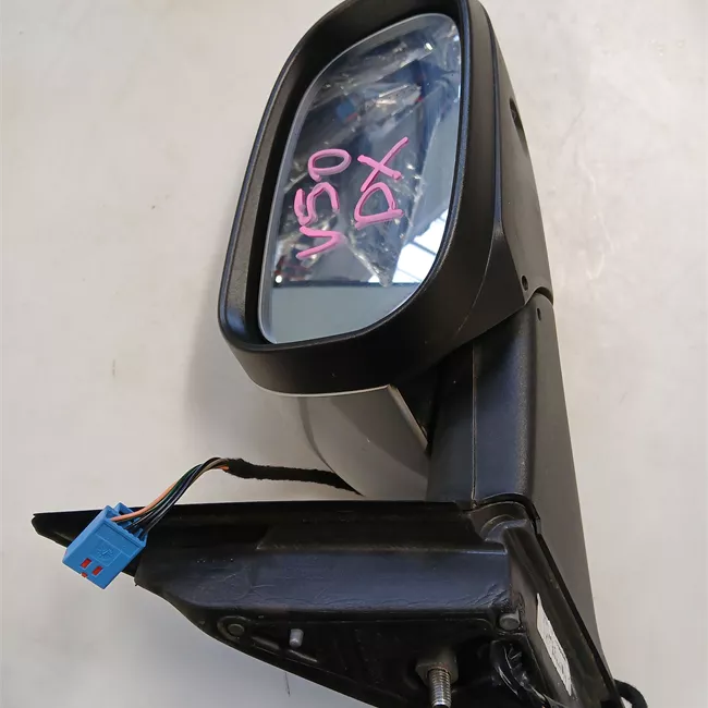 Retrovisore esterno destro con luce