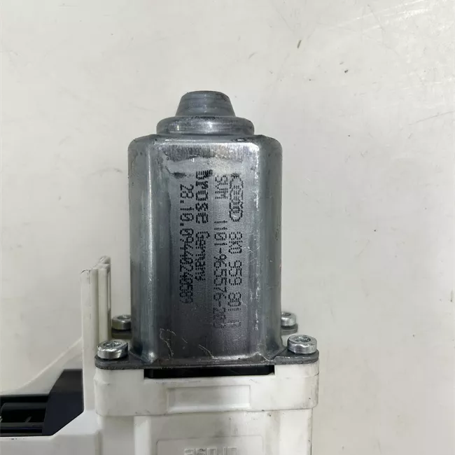 Motorino alzacristallo porta anteriore sinistro