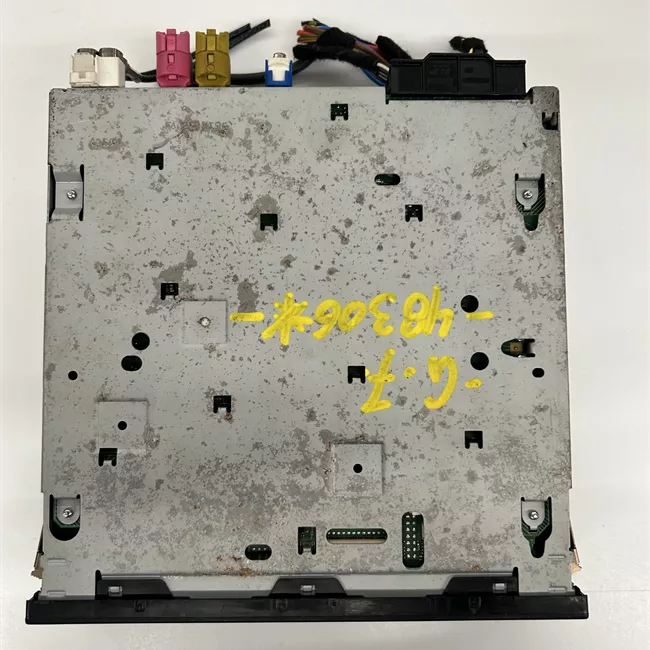 Display navigatore satellitare con slot schede SD schede SD