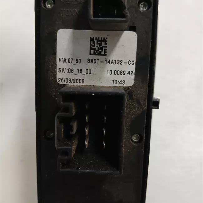 Interruttore alzacristalli porta anteriore